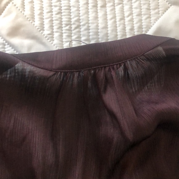 Banana Republic Women’s Long sleeve Button down Blouse. Burgundy size XL Career - Picture 12 of 13